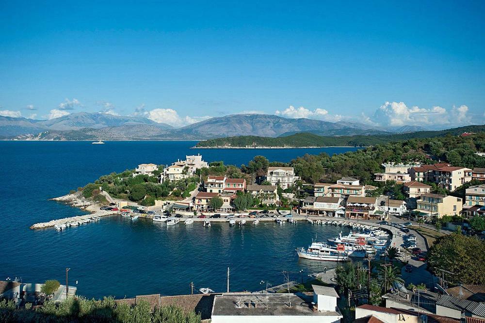 Mary Helen Apartments Kassiopi Luaran gambar