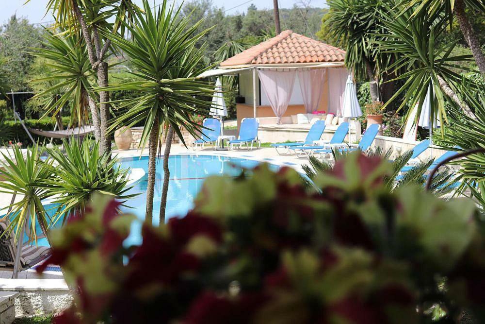 Mary Helen Apartments Kassiopi Luaran gambar
